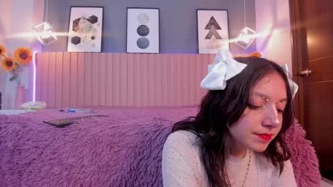 nina_ford_ online show from 17, 3, 2026