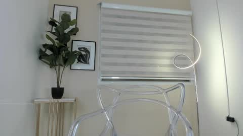 Natalia  FOLLOW ME ----  nathy po online show from 23, 2, 2025