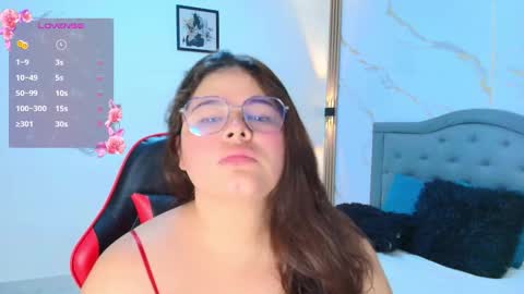 N I N A  online show from 23, 2, 2026