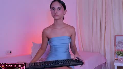 ninahtx online show from 15, 5, 2026