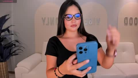 Snapshot of ninamichelle_ chatting on 12, 5, 2026 Nina online show from 12, 5, 2026