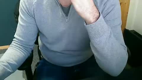 Nineinches online show from 27, 1, 2025