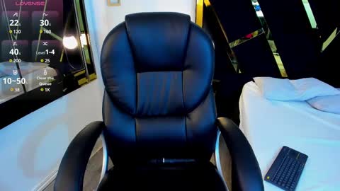 ninfomaria online show from 12, 2, 2025