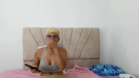 Snapshot of nini_smith chatting on 29, 5, 2026 nini_smith online show from 29, 5, 2026