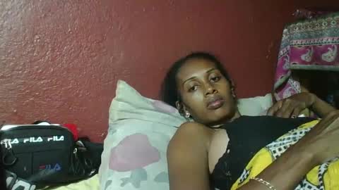 ninie246746 online show from 13, 2, 2025