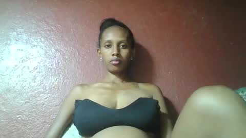 ninie246746 online show from 26, 2, 2025