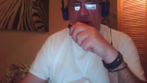 Dennis online show from 1, 2, 2026