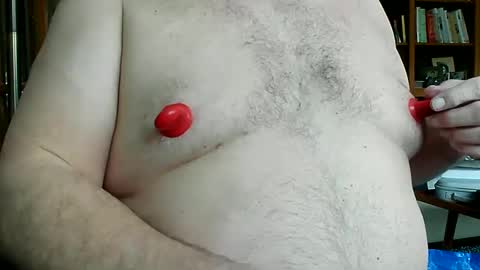 Nip Fun Bear online show from 19, 2, 2025