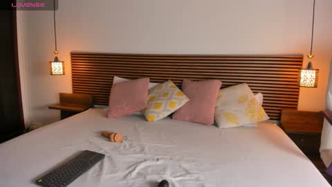 Snapshot of nitha_model chatting on 5, 11, 2025 Nitha Gonzalez online show from 5, 11, 2025