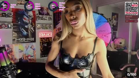 NIVIA WOLFE online show from 9, 12, 2024