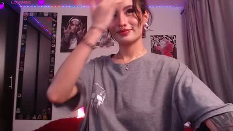 Snapshot of nixxie_ chatting on 12, 9, 2025 Nixxie  online show from 12, 9, 2025