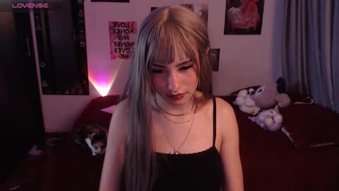 Snapshot of nixxie_ chatting on 26, 10, 2025 Nixxie  online show from 26, 10, 2025