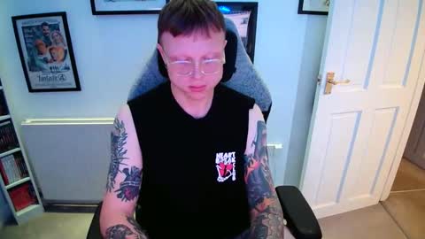 Snapshot of nlrb93 chatting on 24, 10, 2025 BNate93 online show from 24, 10, 2025