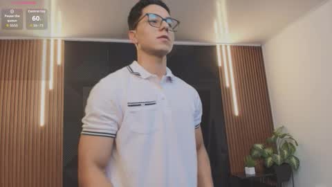 Snapshot of noah_clarkk chatting on 12, 1, 2026 Noah online show from 12, 1, 2026