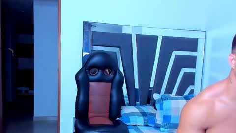 Snapshot of noah_harris01 chatting on 7, 2, 2026 Noah Harris01 online show from 7, 2, 2026