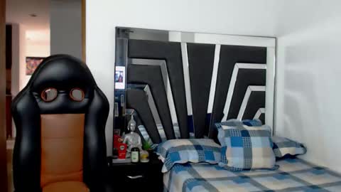 Snapshot of noah_harris01 chatting on 27, 2, 2026 Noah Harris01 online show from 27, 2, 2026