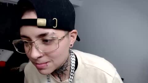 noah hehim    online show from 6, 12, 2024