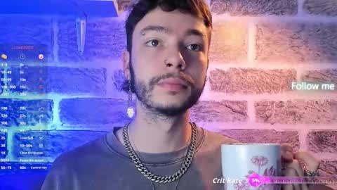 Snapshot of noah_ricci_ chatting on 17, 10, 2025 online show from 17, 10, 2025