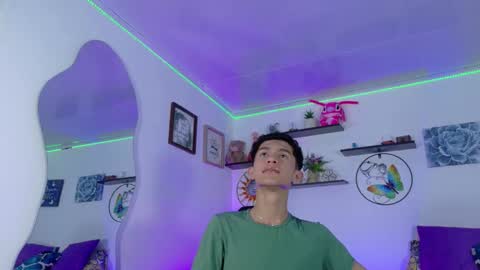 noah tyler  online show from 20, 10, 2025