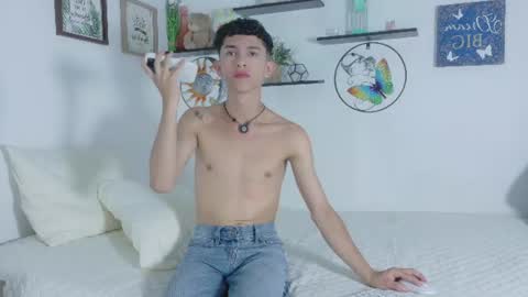 Snapshot of noah_tyler_ chatting on 5, 7, 2026 noah tyler online show from 5, 7, 2026