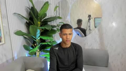 Snapshot of noahdark_ chatting on 23, 7, 2026 NOAH online show from 23, 7, 2026
