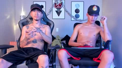 Snapshot of noahdaviss chatting on 7, 12, 2024 noahdaviss online show from 7, 12, 2024