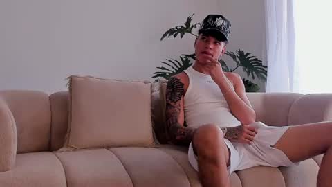 noahdaviss online show from 29, 7, 2026