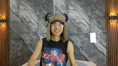 Snapshot of noahwalker__ chatting on 2, 5, 2026 online show from 2, 5, 2026