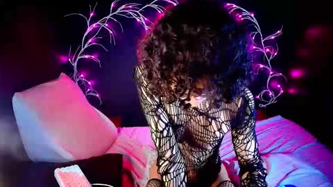 Snapshot of noahxtar chatting on 12, 10, 2025 Noah Xtar online show from 12, 10, 2025