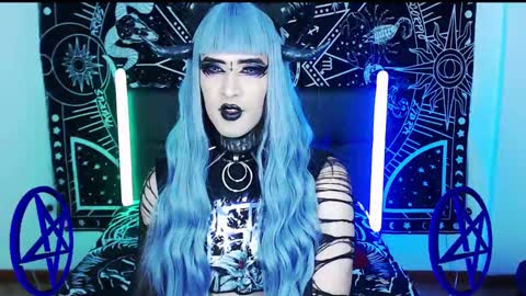 caroline online show from 5, 2, 2025