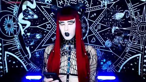 caroline online show from 28, 9, 2025