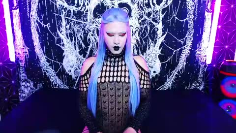 caroline online show from 3, 6, 2026