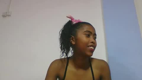 noelina online show from 25, 2, 2026