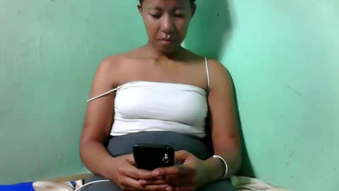 noella711128 online show from 13, 10, 2025