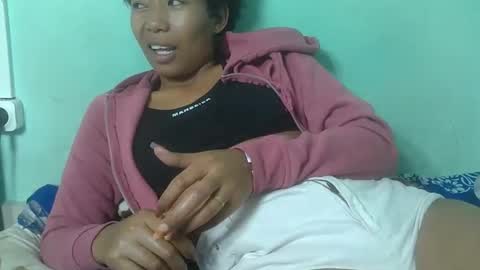 noella711128 online show from 19, 12, 2025