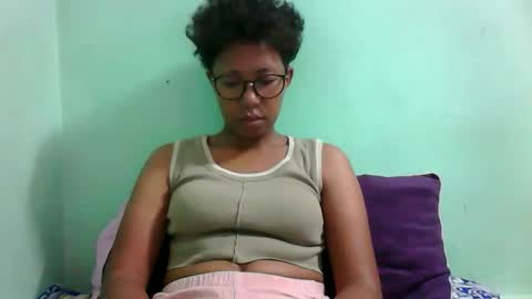 Snapshot of noellah chatting on 21, 10, 2025 noellah online show from 21, 10, 2025