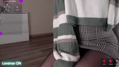 noelleneptune online show from 4, 4, 2026