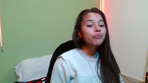 Noha Thomson online show from 12, 12, 2024