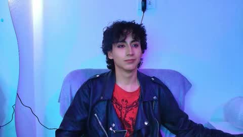Snapshot of noidysis chatting on 15, 10, 2025 maxie online show from 15, 10, 2025