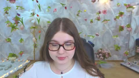 noirwhisper online show from 12, 4, 2026