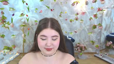 noirwhisper online show from 17, 4, 2026