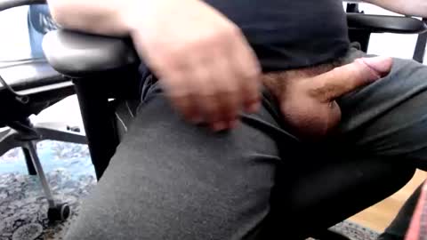 Snapshot of nopantbsx chatting on 12, 10, 2025 The Best Ever  online show from 12, 10, 2025