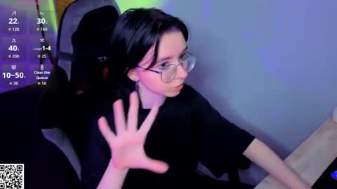 Nora Failure online show from 14, 6, 2026