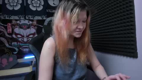 Nora online show from 23, 9, 2025