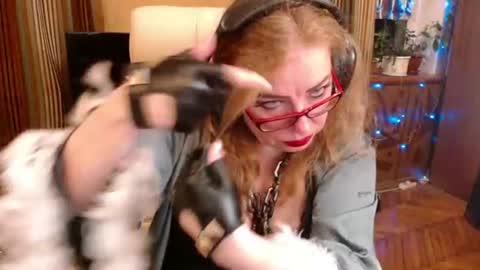 Snapshot of norma_gin chatting on 16, 7, 2026 miss Tress online show from 16, 7, 2026