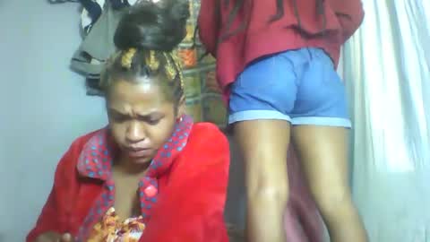 nosminah01 online show from 14, 9, 2025