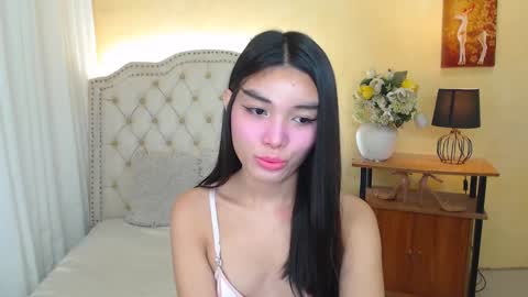 Kyline online show from 5, 1, 2025