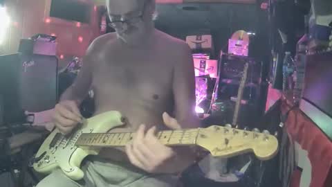 notflamingfart online show from 18, 5, 2026