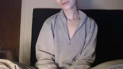 Snapshot of novafrey chatting on 6, 1, 2025 Olivia online show from 6, 1, 2025