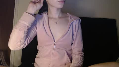 Snapshot of novafrey chatting on 13, 1, 2025 Olivia online show from 13, 1, 2025